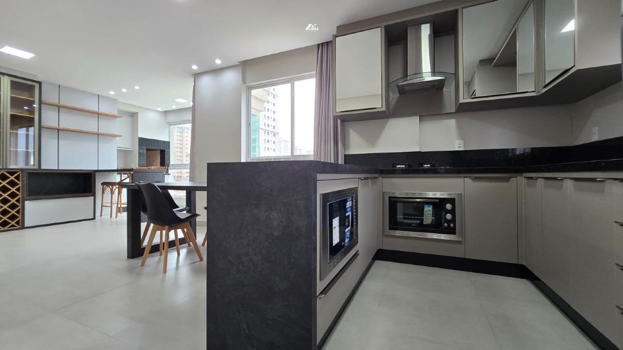 Apartamento à venda no Balneário Perequê: 