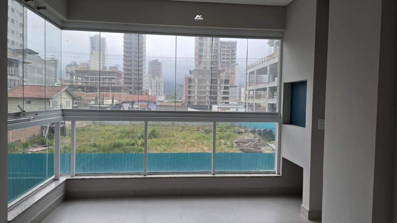 Apartamento à venda no Balneário Perequê: 