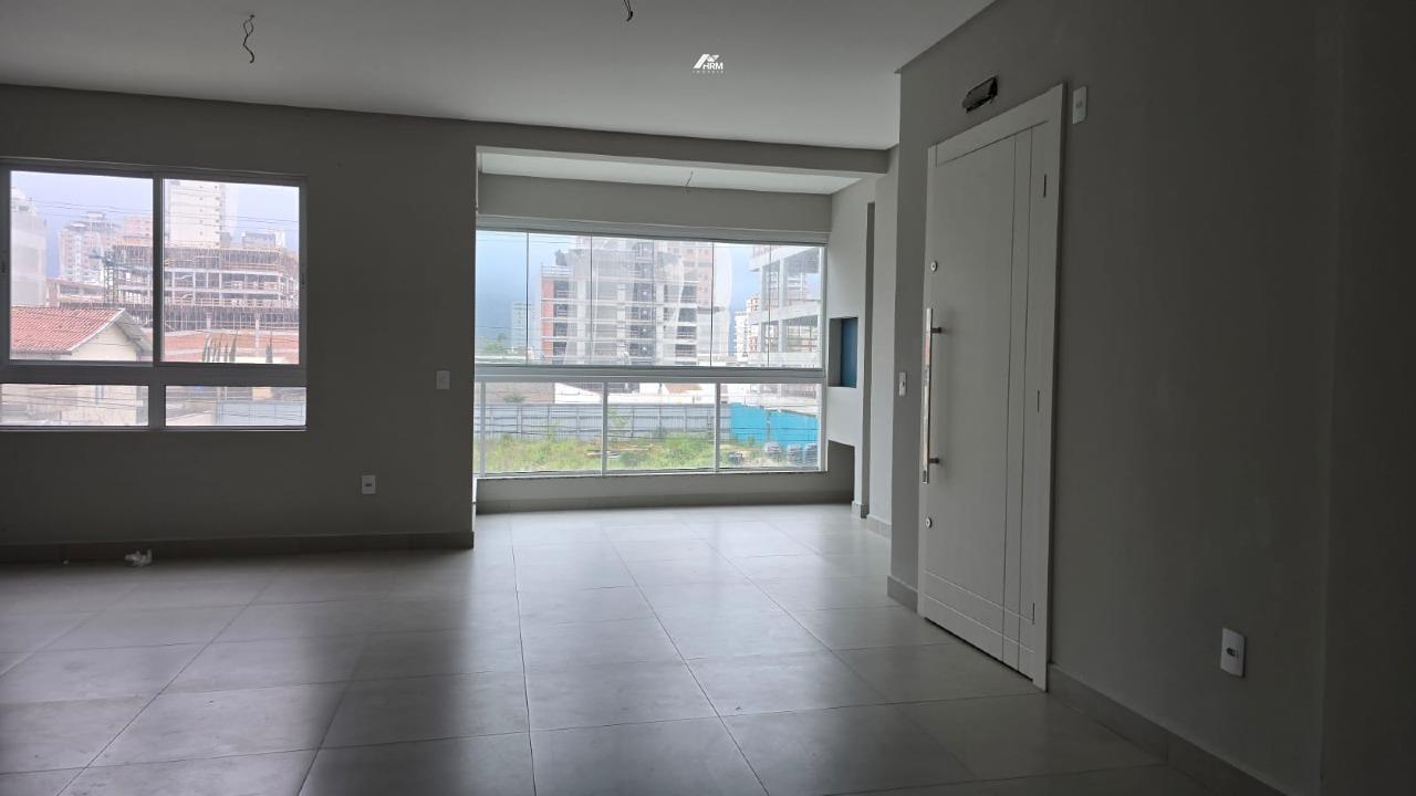 Apartamento à venda no Balneário Perequê: 
