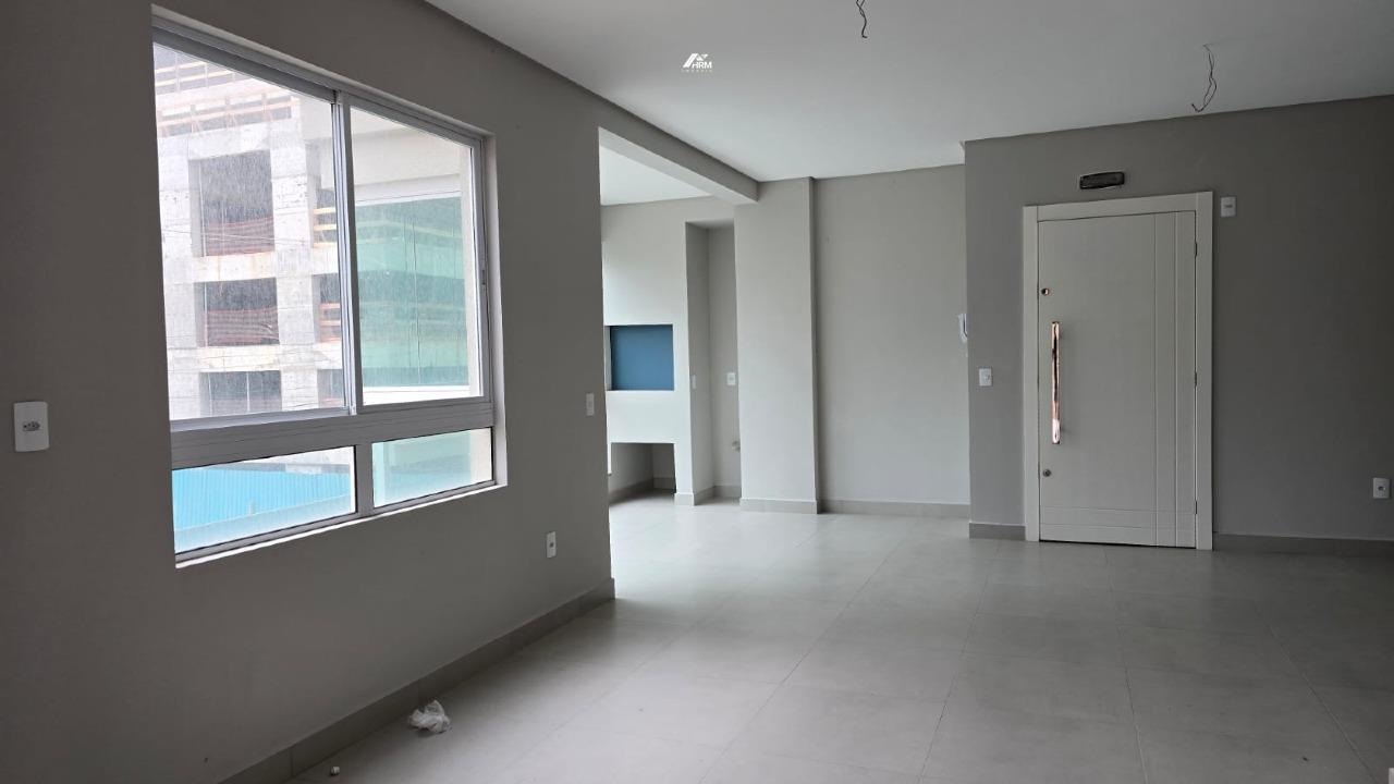 Apartamento à venda no Balneário Perequê: 