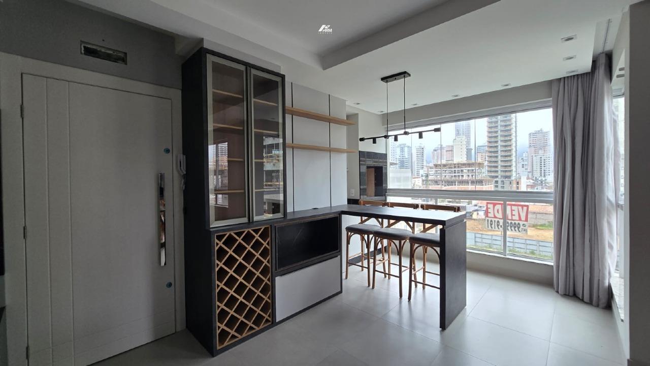 Apartamento à venda no Balneário Perequê: 