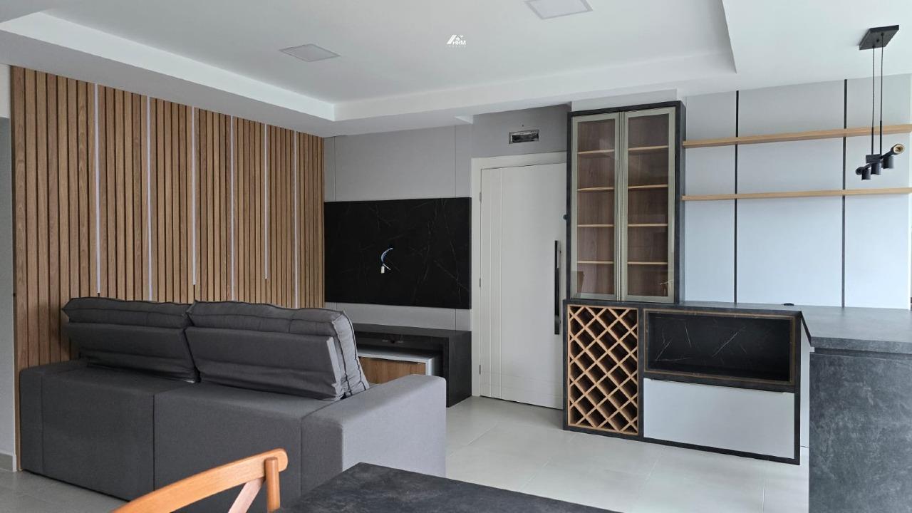 Apartamento à venda no Balneário Perequê: 