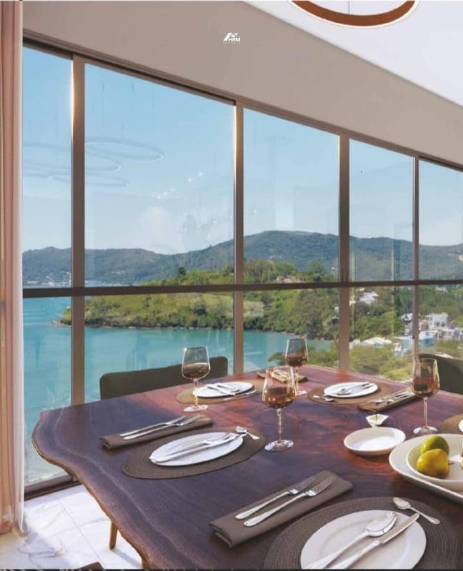 Apartamento à venda no Balneário Perequê: 