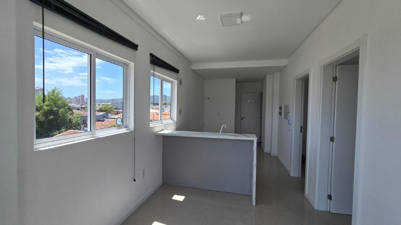 Apartamento à venda no Perequê: 