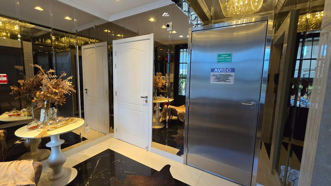 Apartamento à venda no Balneário Perequê: 