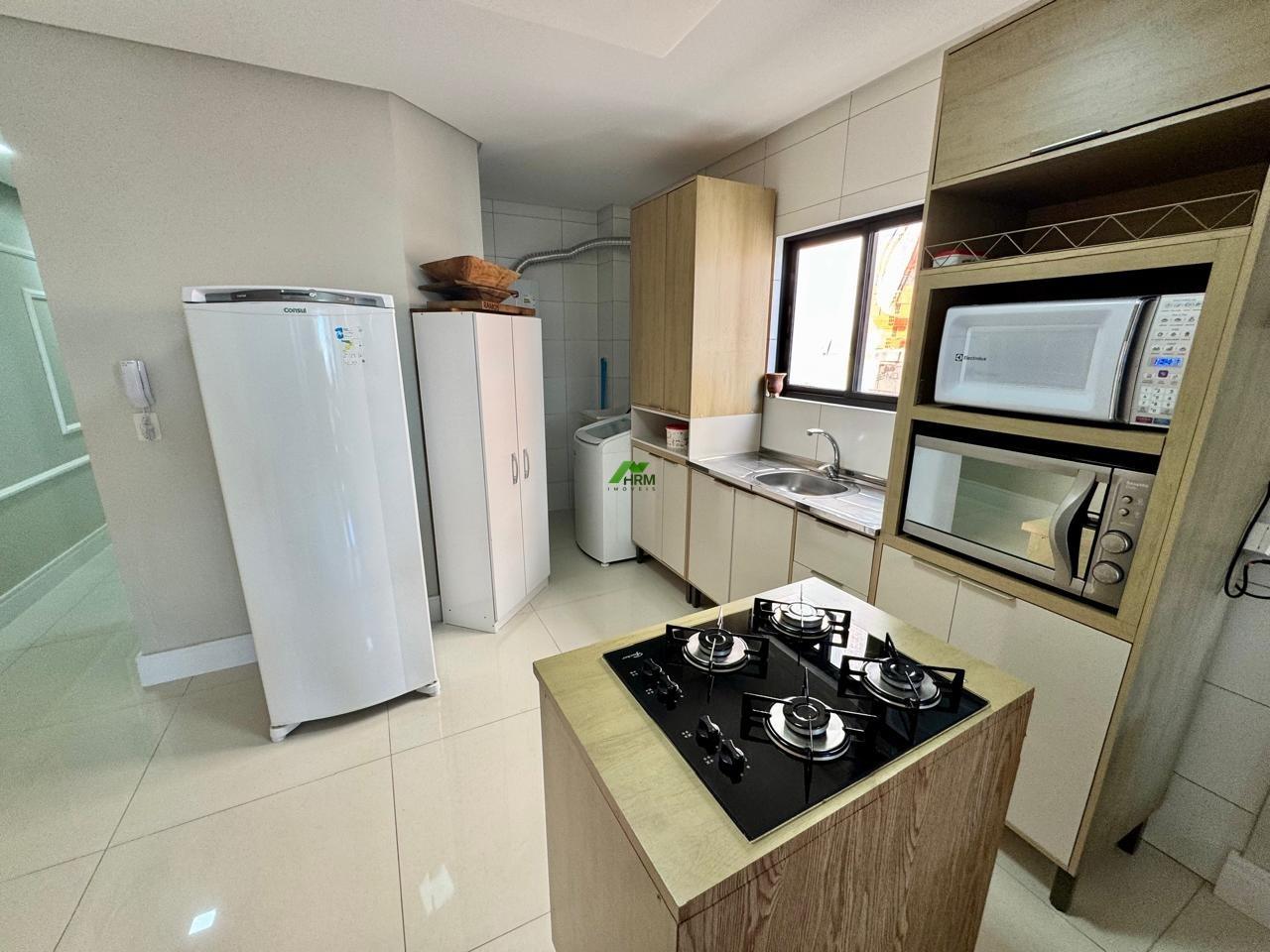 Apartamento à venda no Balneário Perequê: 