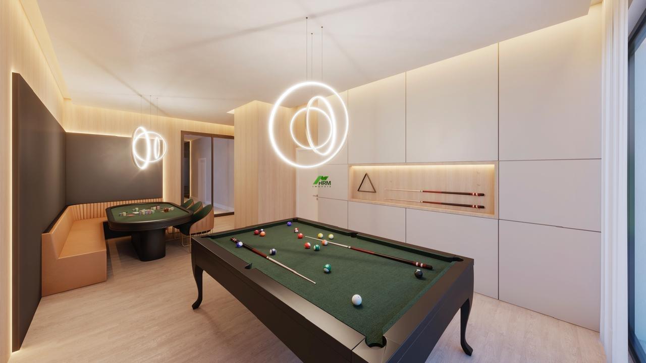 Apartamento à venda no Meia Praia: 