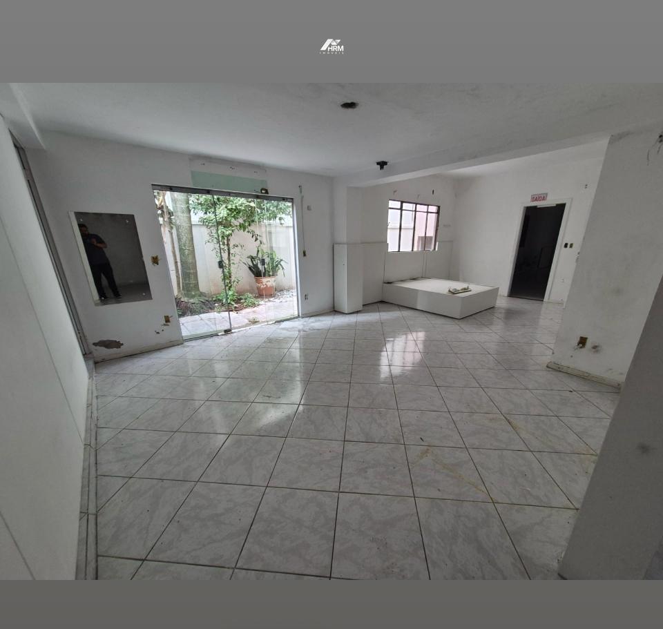 Casa à venda no Centro: 