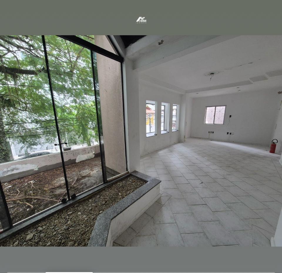 Casa à venda no Centro: 