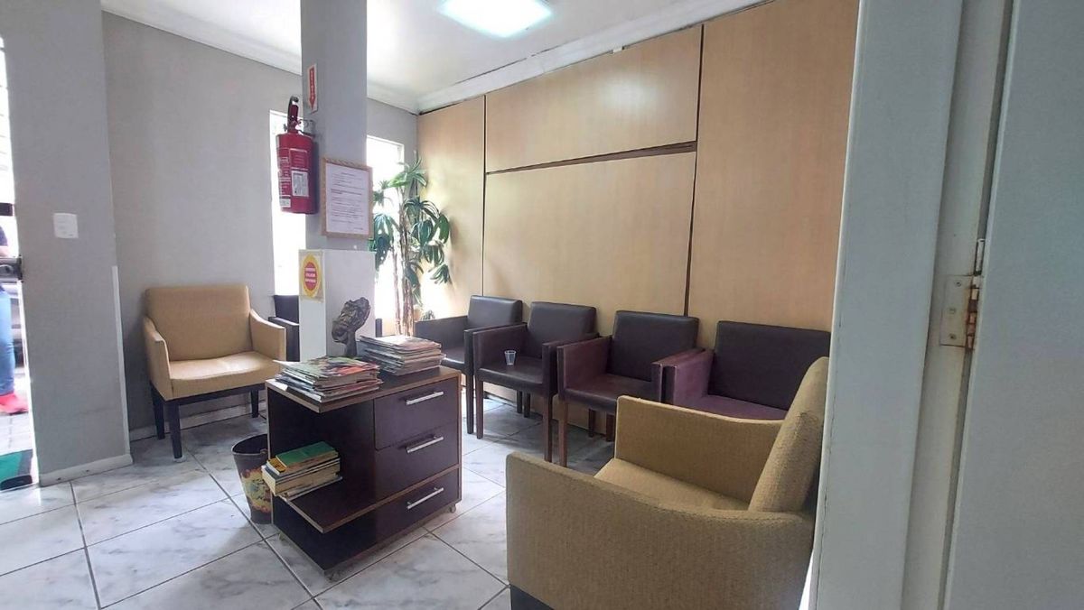 Casa à venda no Centro: 