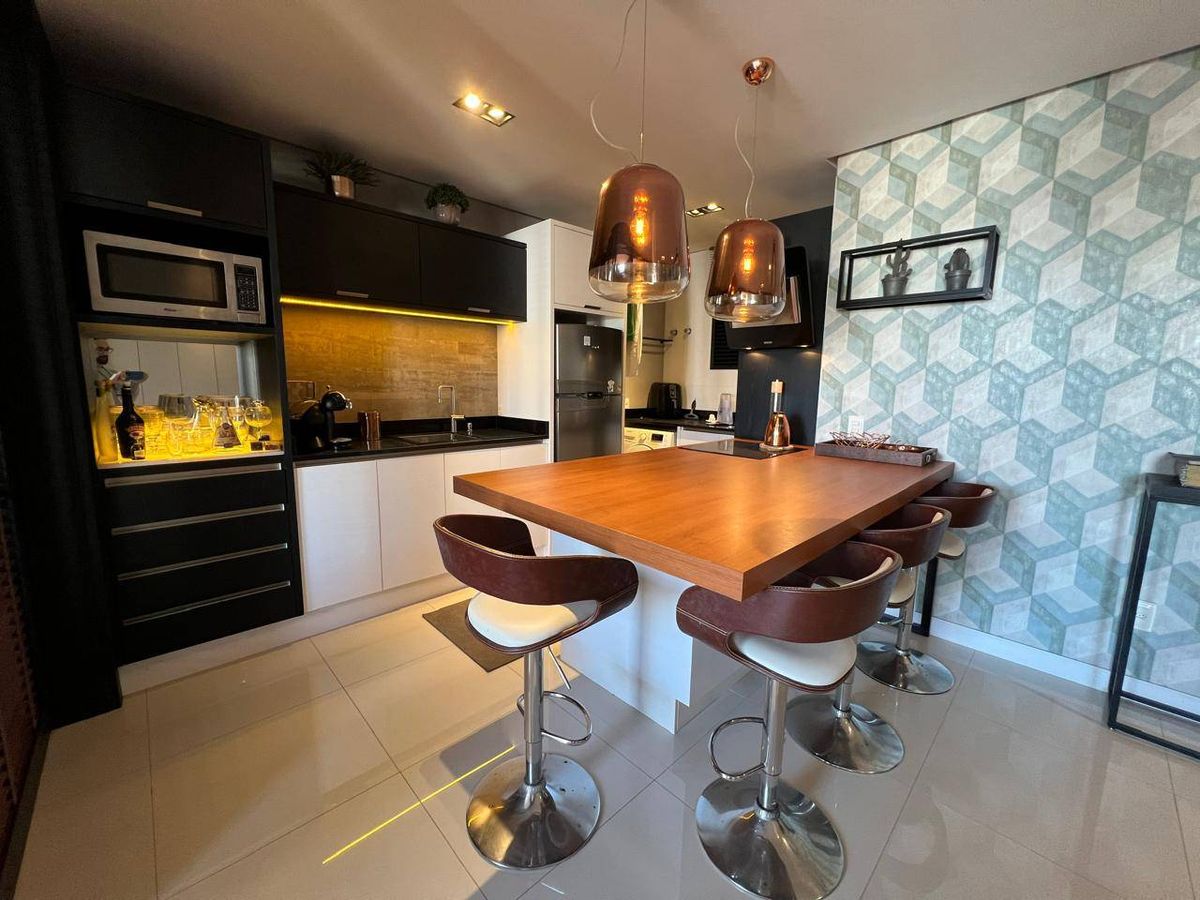 Apartamento à venda no Nações: 