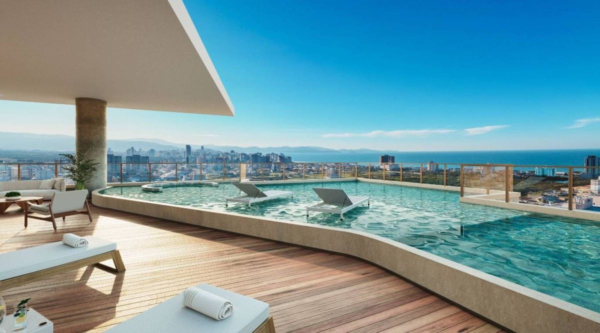 Apartamento à venda no Perequê: 