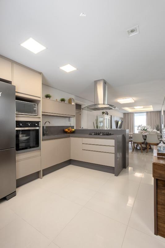 Apartamento à venda no Praia Brava: 