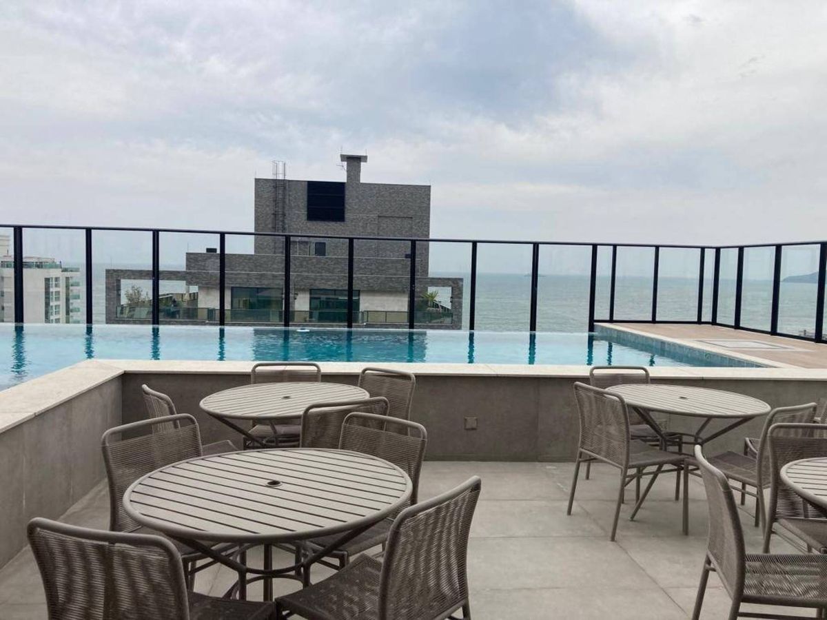 Apartamento à venda no Praia Brava: 