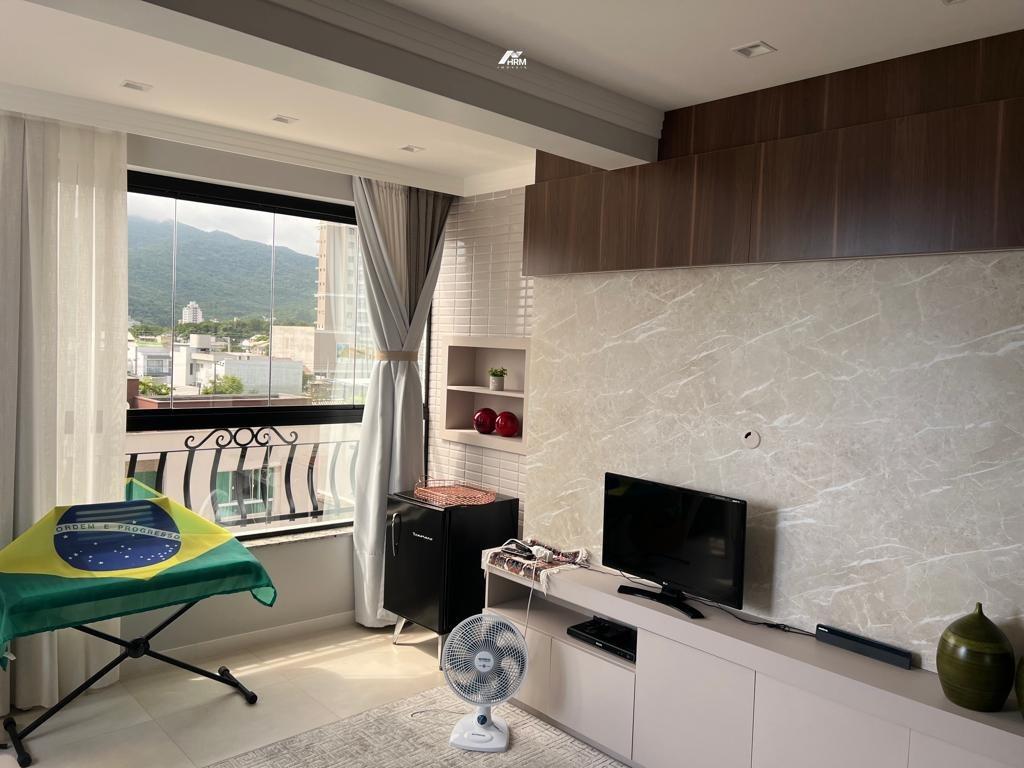 Apartamento à venda no Perequê: 