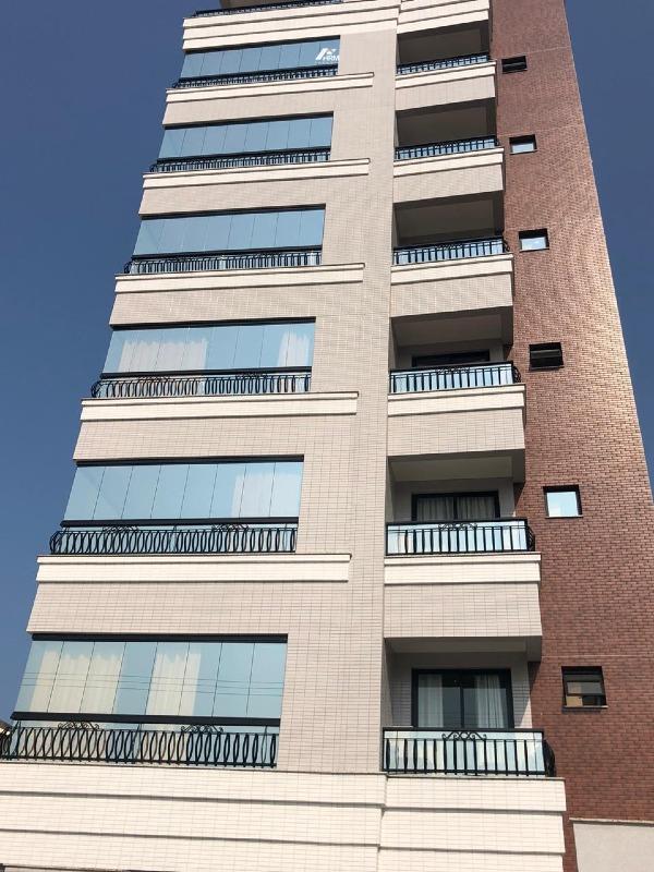 Apartamento à venda no Perequê: 