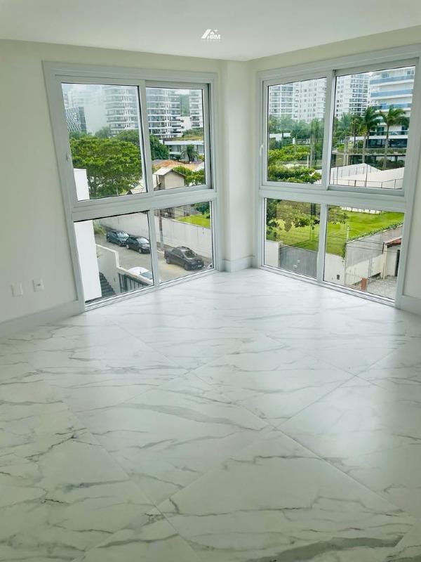 Apartamento à venda no Praia Brava: 