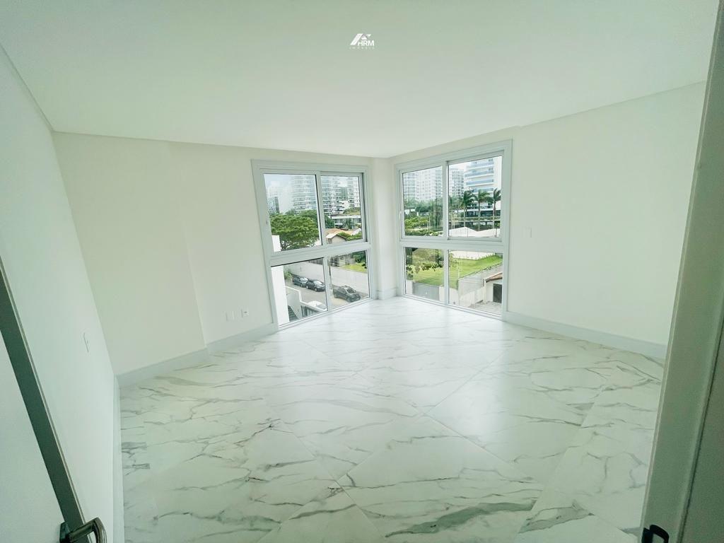 Apartamento à venda no Praia Brava: 