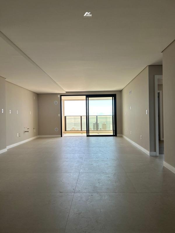 Apartamento à venda no Praia Brava: 