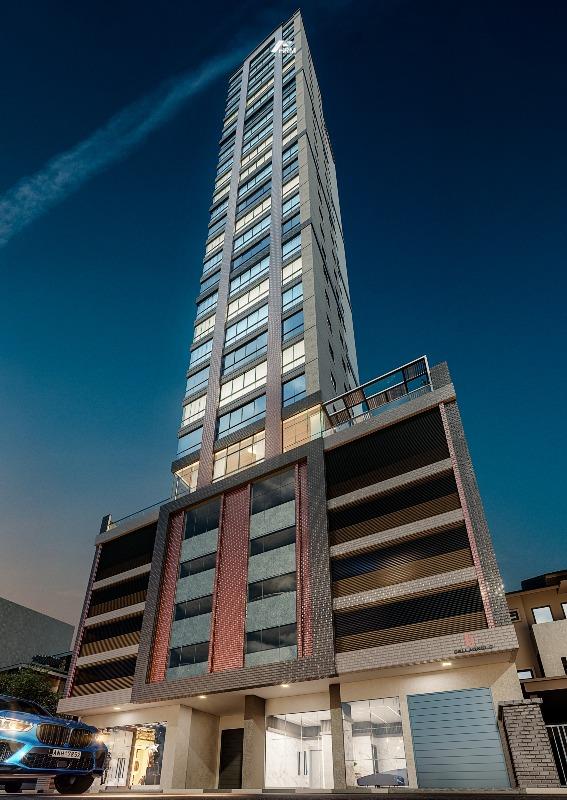 Apartamento à venda no Meia Praia: 