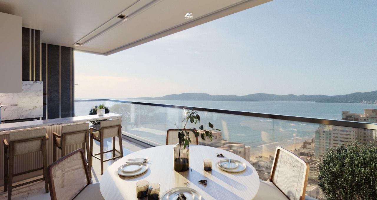 Apartamento à venda no Meia Praia: 