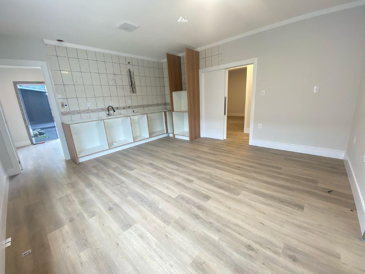 Casa à venda no Praia dos Amores: 