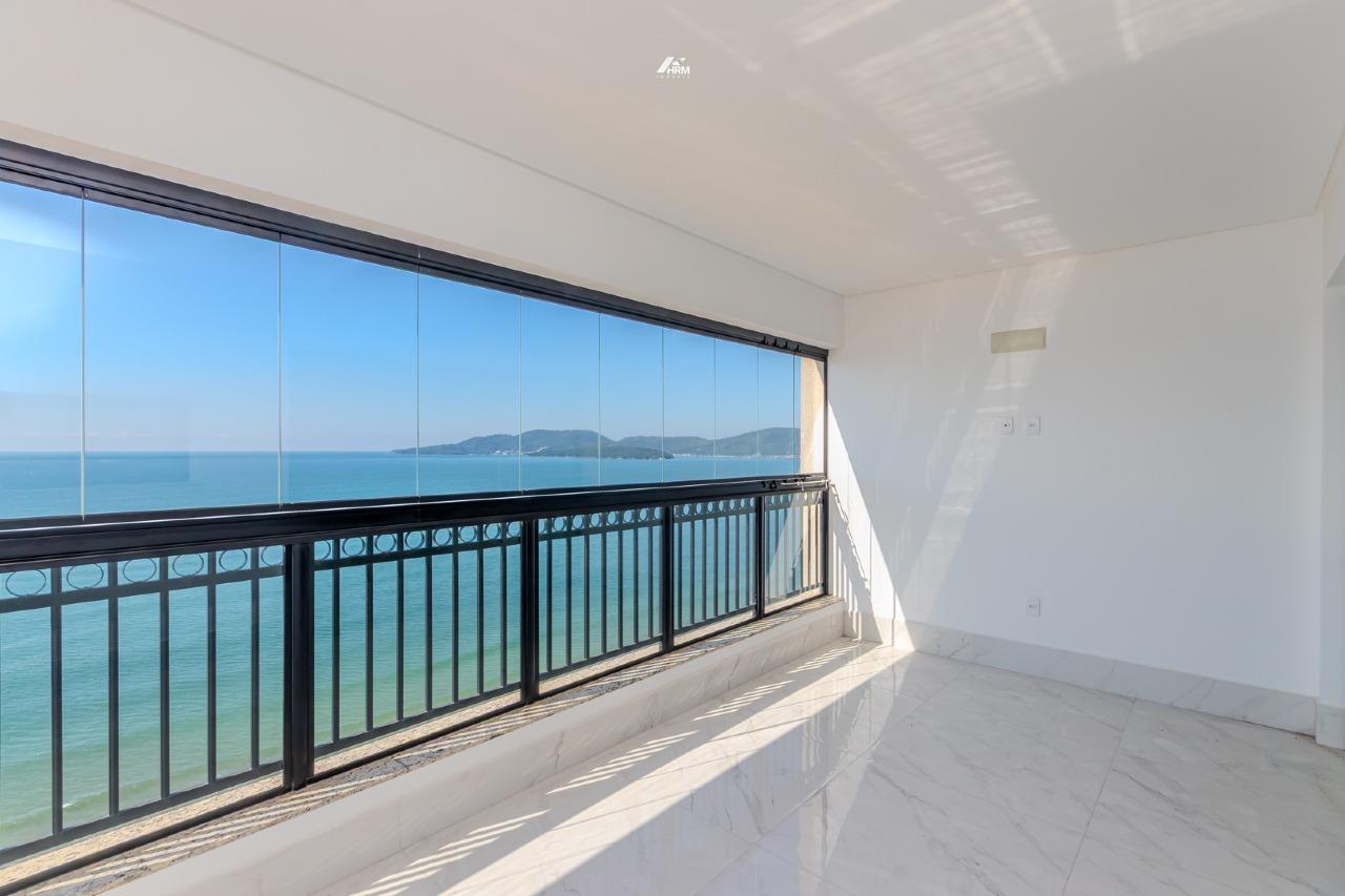 Apartamento à venda no Perequê: 