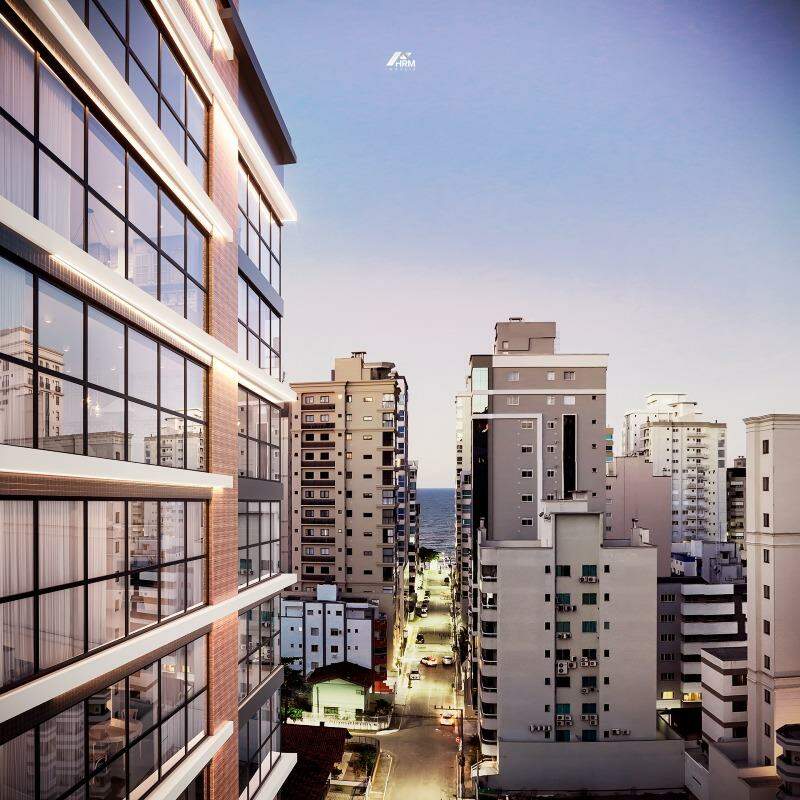 Apartamento à venda no Meia Praia: 