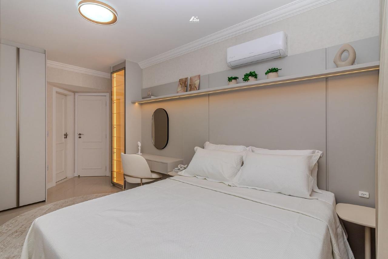 Apartamento à venda no Pioneiros: 