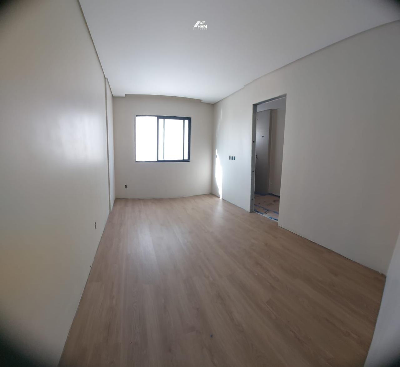 Apartamento à venda no Perequê: 
