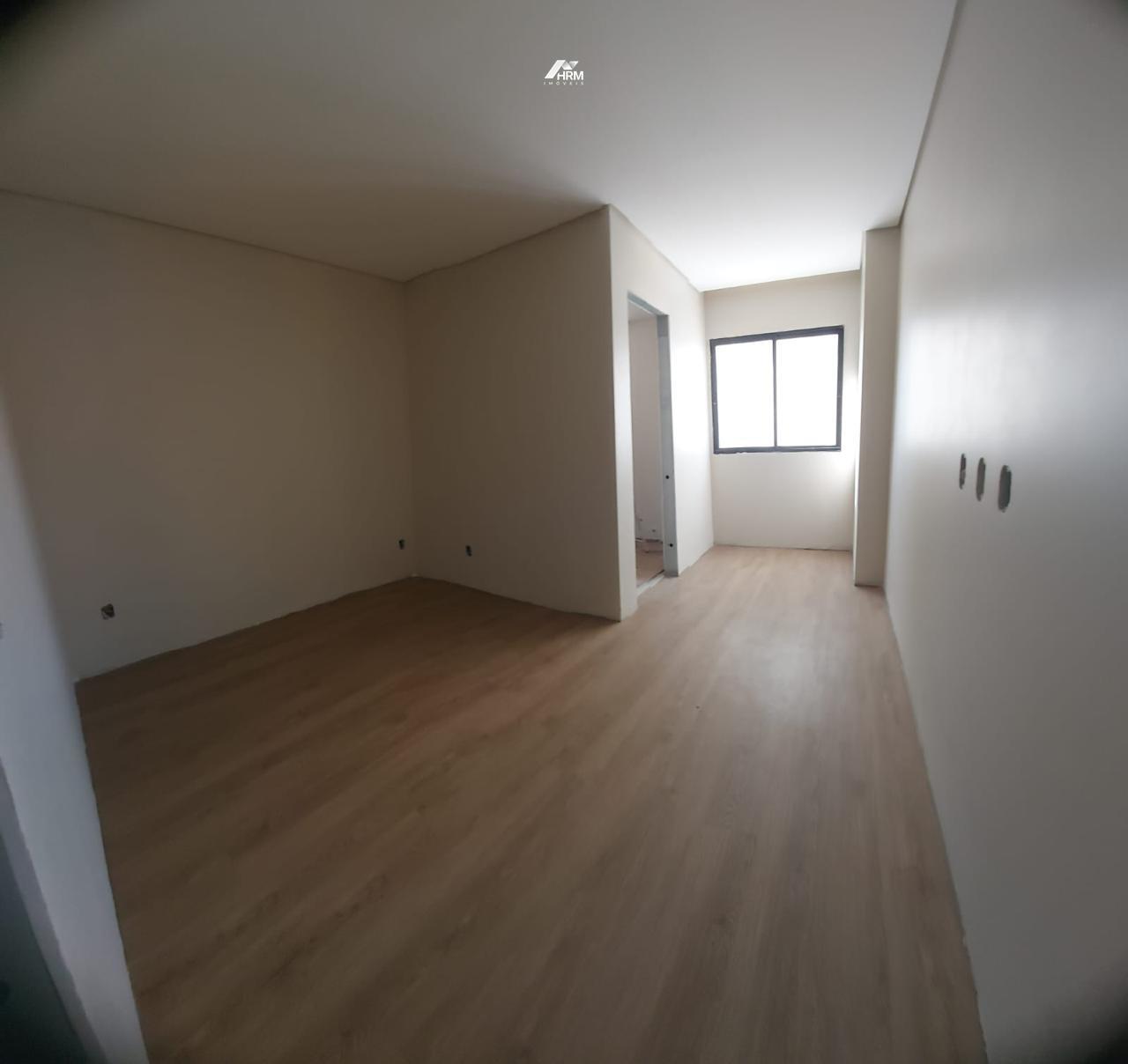 Apartamento à venda no Perequê: 