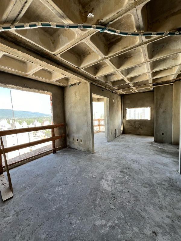 Apartamento à venda no Meia Praia: 