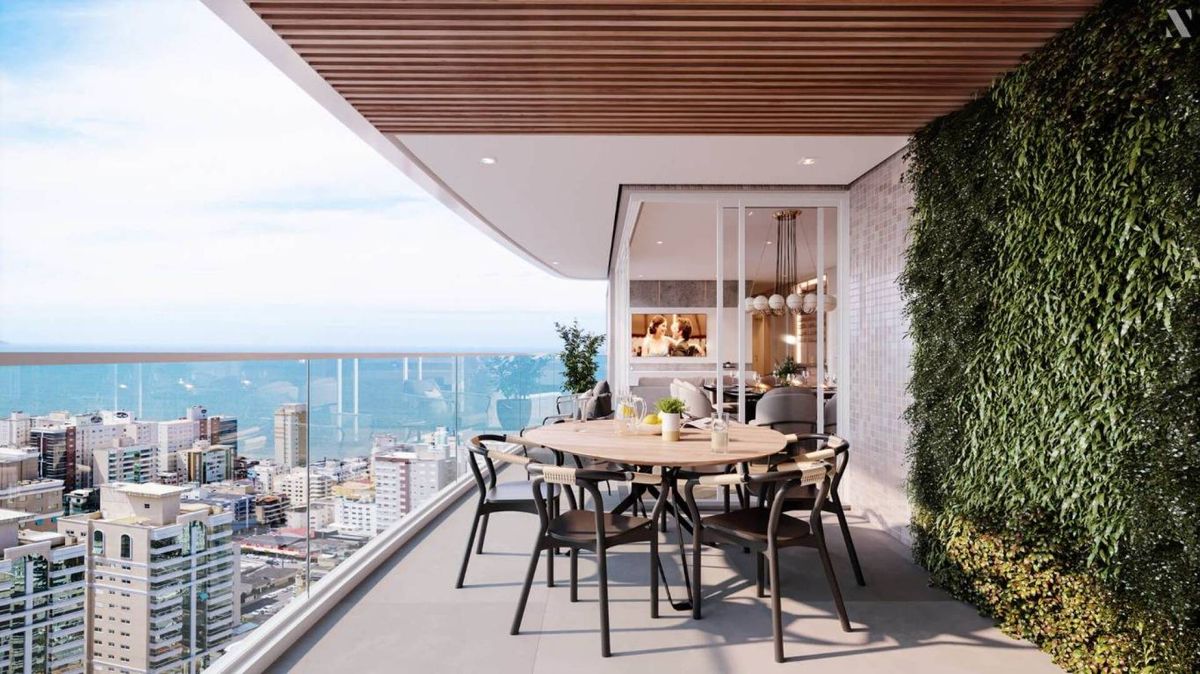 Apartamento à venda no Meia Praia: 