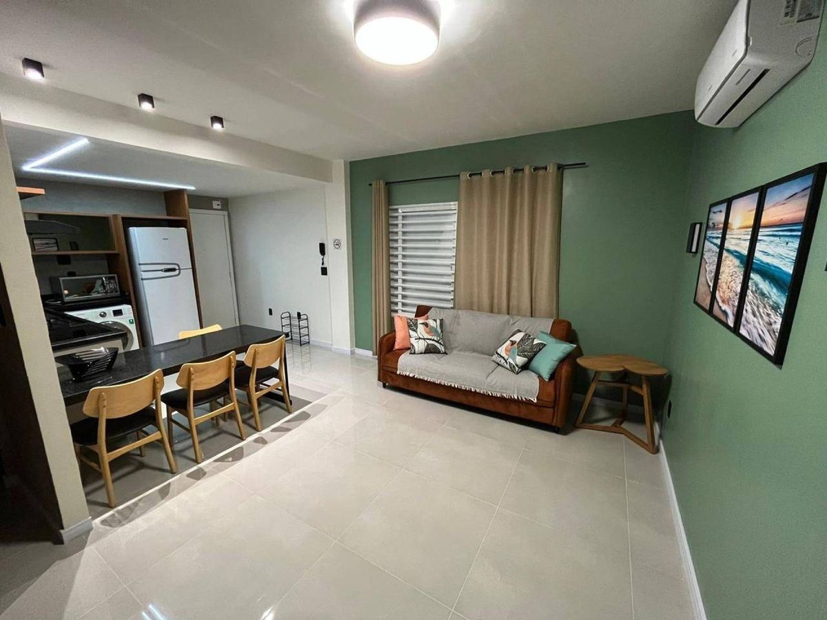 Apartamento à venda no Estados: 