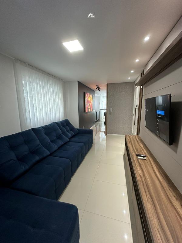 Apartamento à venda no Meia Praia: 