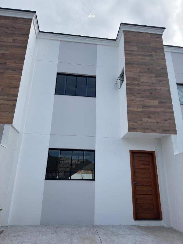 Casa à venda no Rio Pequeno: 