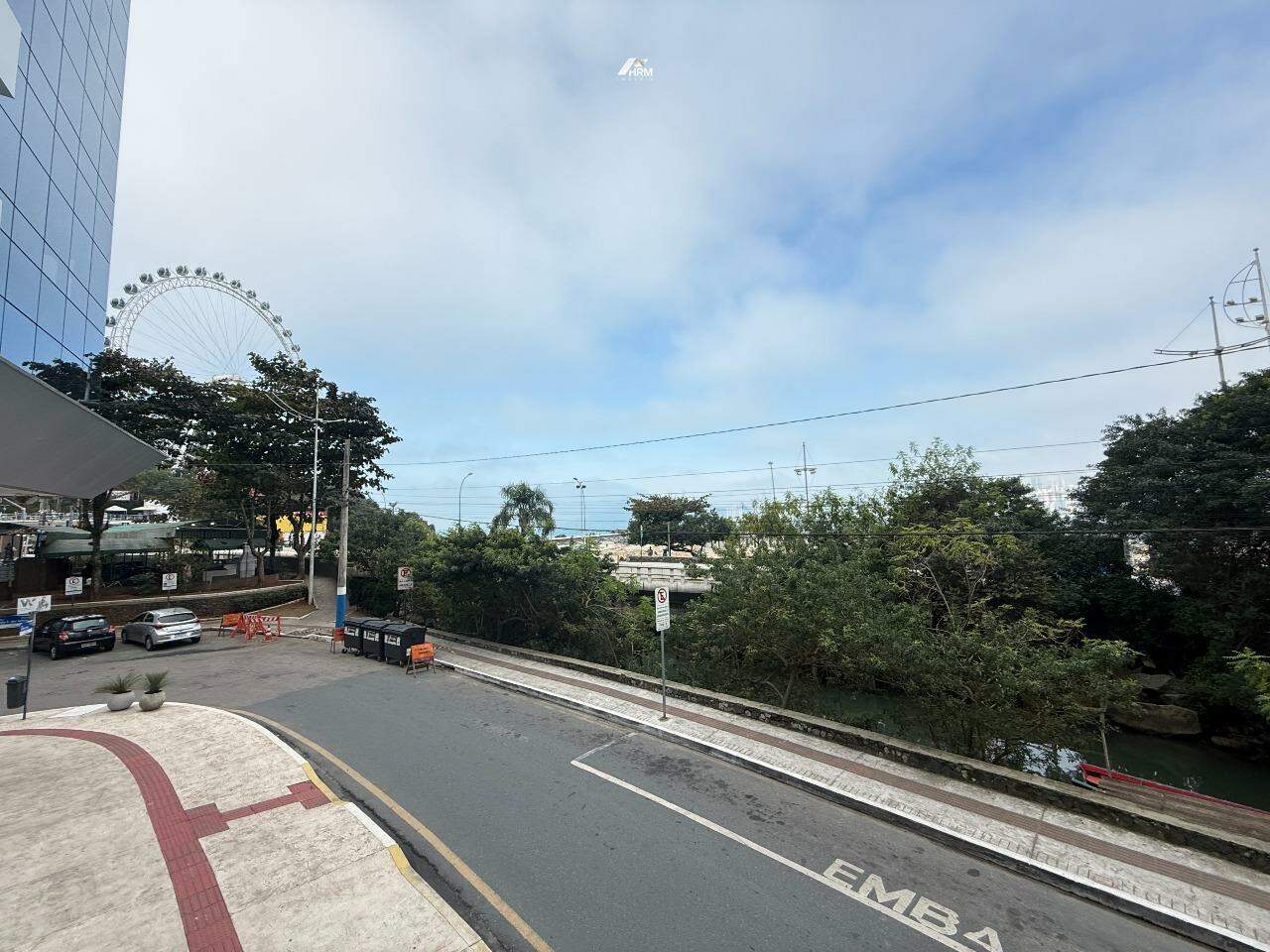 Apartamento à venda no Pioneiros: 