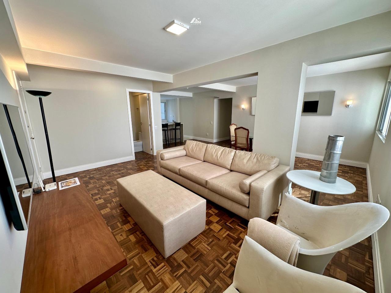 Apartamento à venda no Pioneiros: 