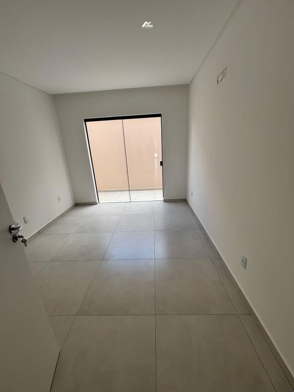 Apartamento à venda no Areias: 