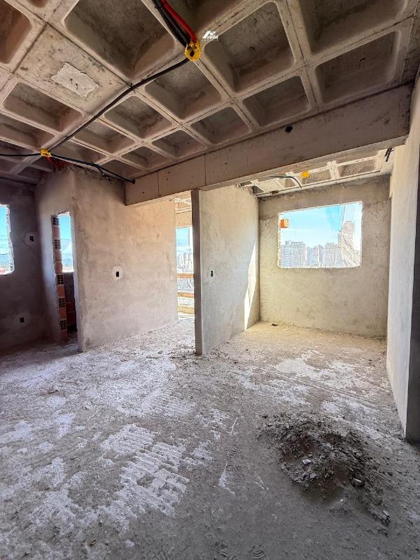 Apartamento à venda no Perequê: 