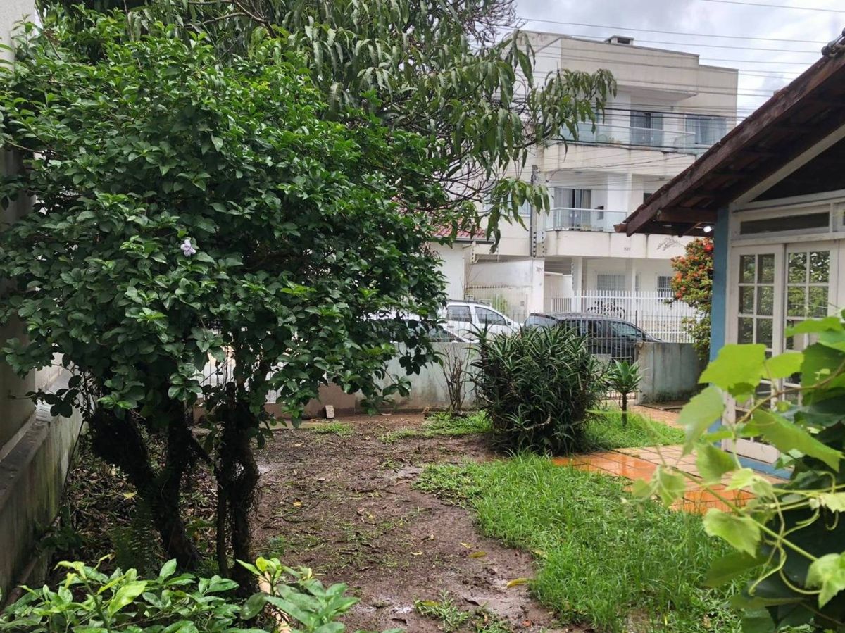 Terreno à venda no Centro: 