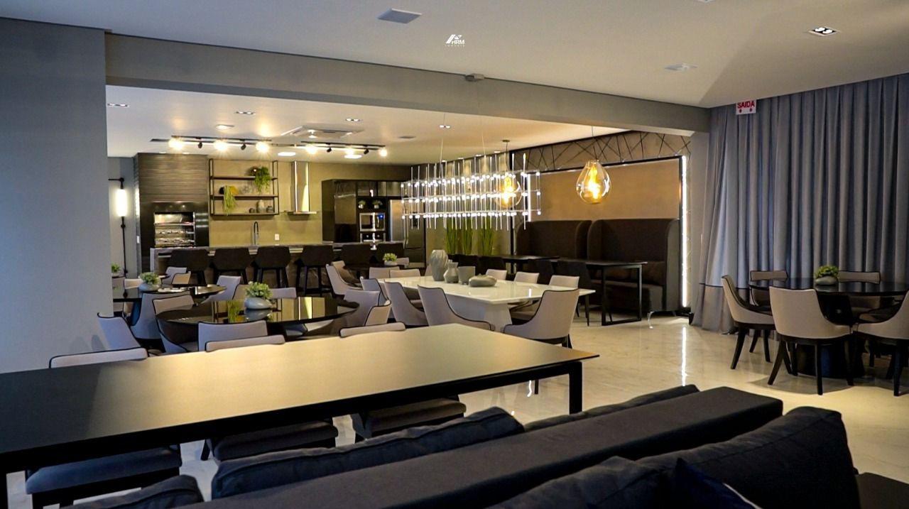 Apartamento à venda no Perequê: 