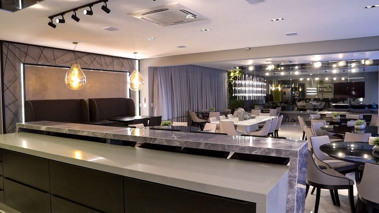 Apartamento à venda no Perequê: 