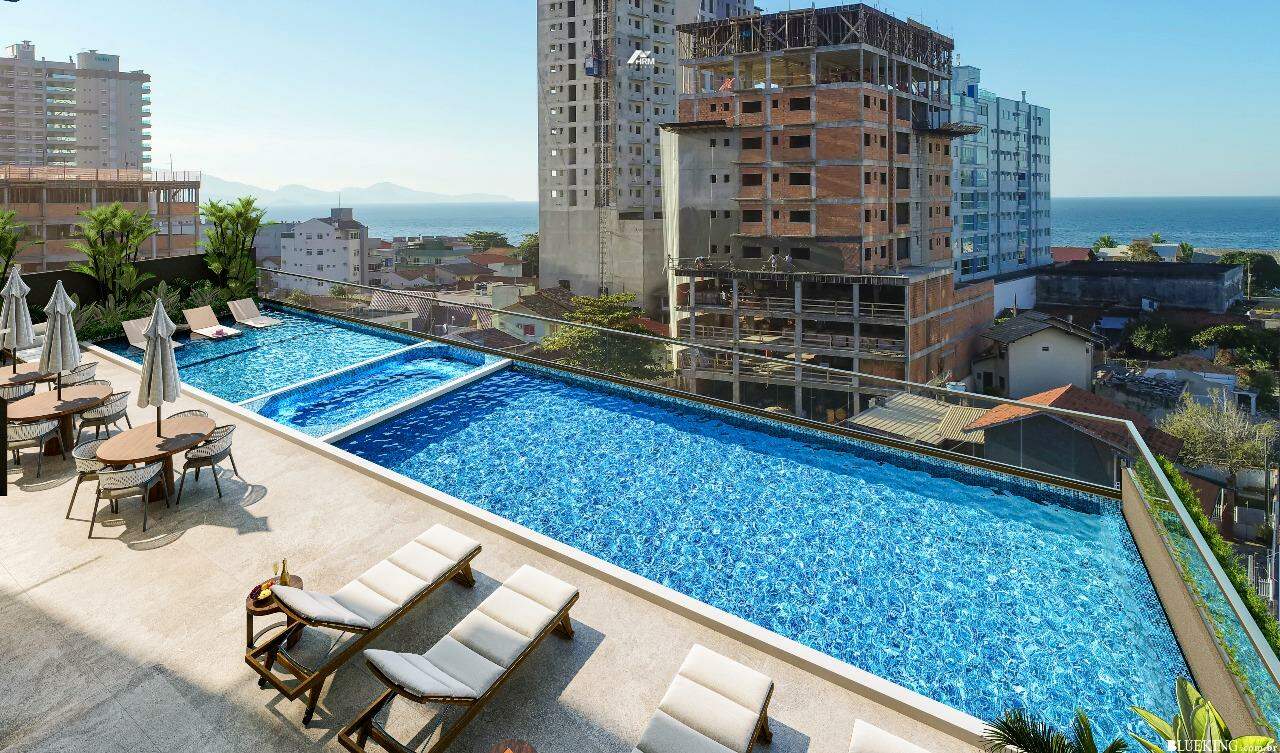 Apartamento à venda no Perequê: 