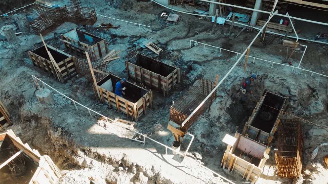 Apartamento à venda no Meia Praia: 