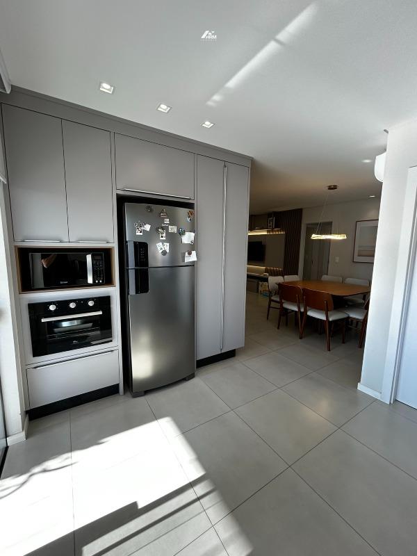 Apartamento à venda no Balneário Perequê: 