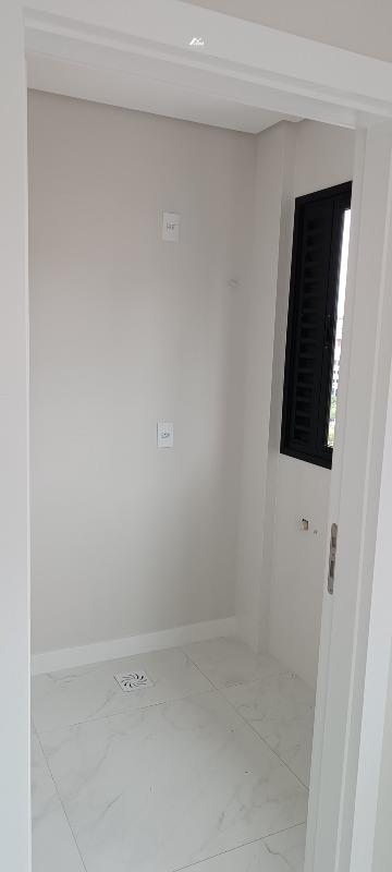 Apartamento à venda no Perequê: 