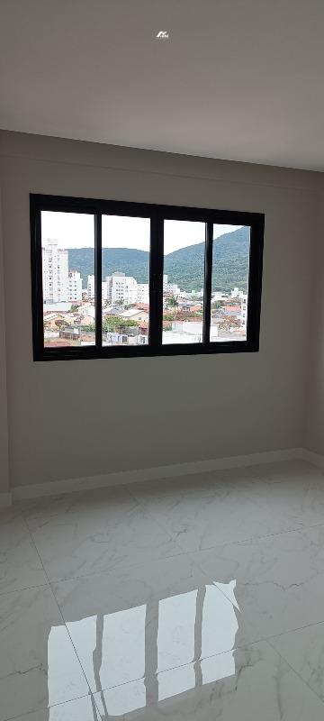 Apartamento à venda no Perequê: 