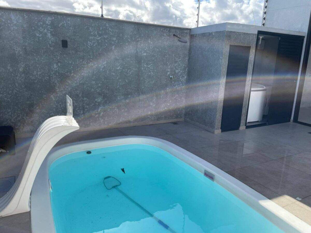 Casa à venda no Rio Pequeno: 