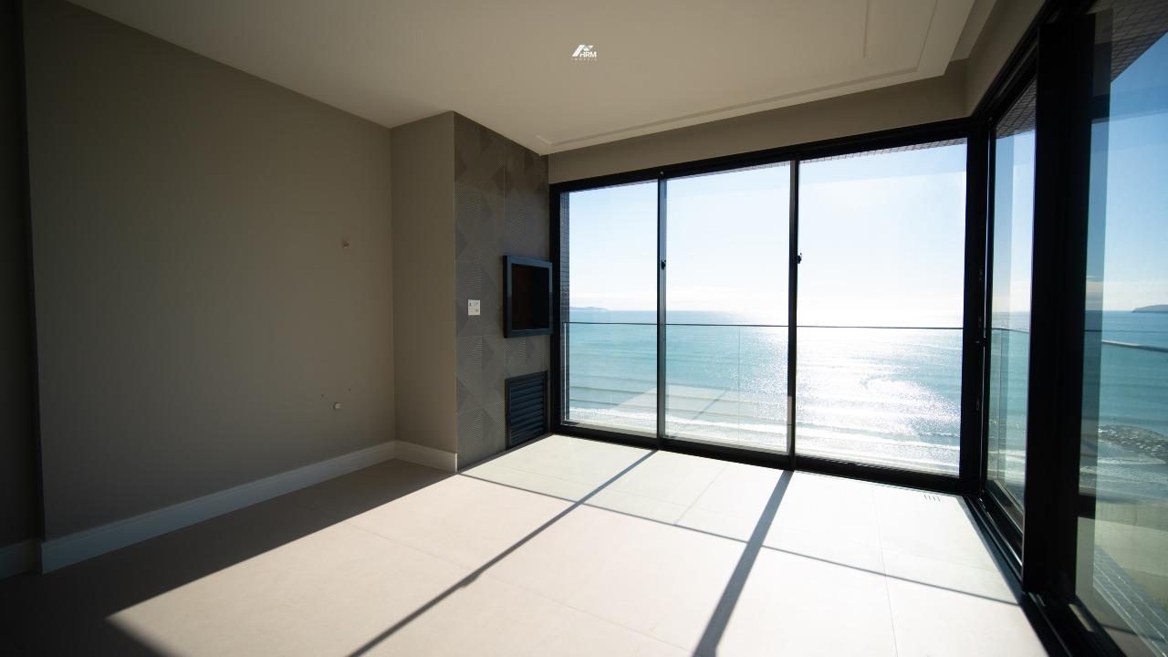 Apartamento à venda no Balneário Perequê: 